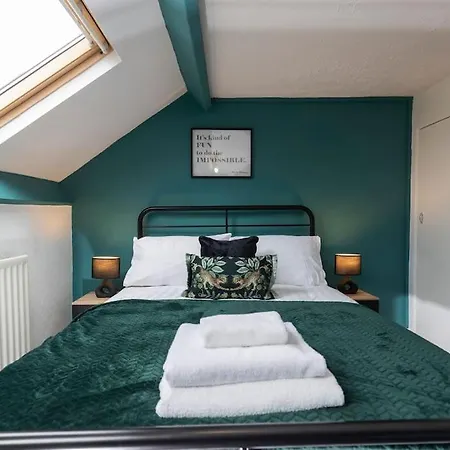 Town Centre & The Comforts! Holiday home Guisborough
